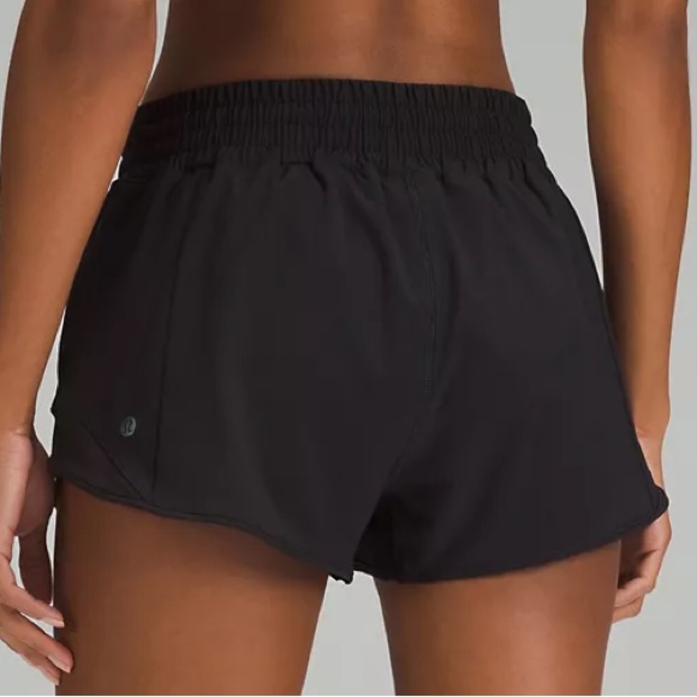COPY - Lululemon Hotty Hot Short 4”